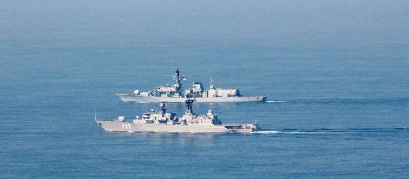 ROYAL NAVY FRIGATE ESCORTS RUSSIAN SHIP THROUGH ENGLISH CHANNEL